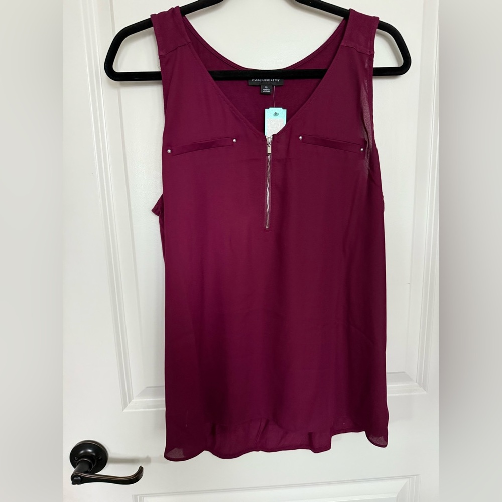 Chic Burgundy Sleeveless Blouse with Zipper